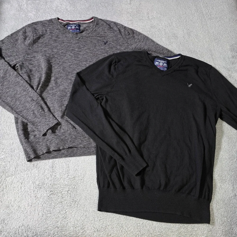 American Eagle Mens L V-Neck Sweater Black Grey Athletic Fit Cotton Logo 2pk